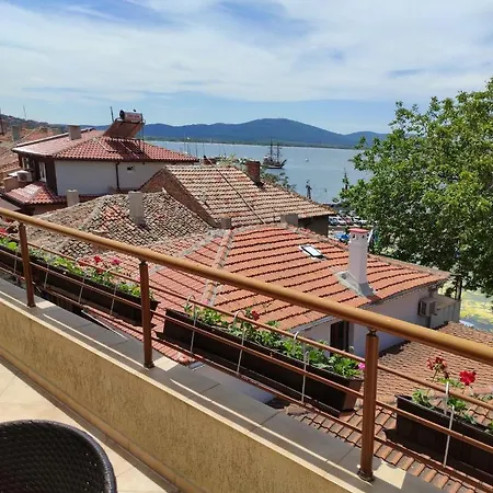 Apartman рибарска 8 *