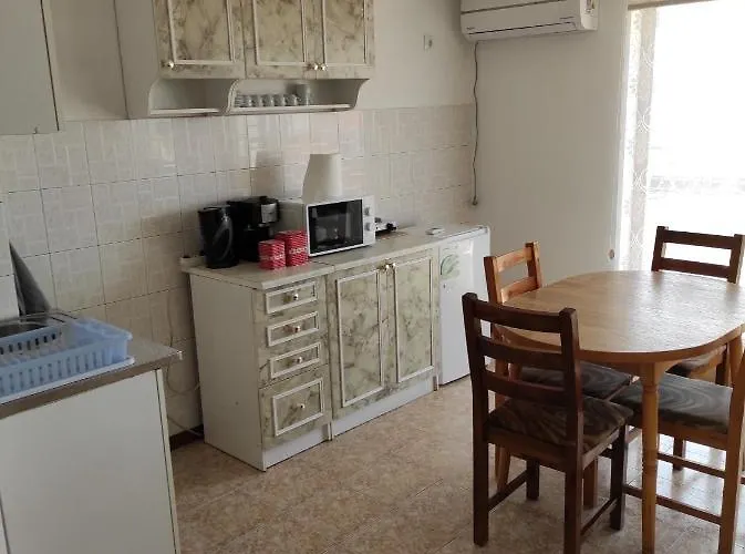 рибарска 8 * Szozopol